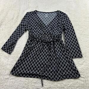 Duo Maternity Women's Black and White Patterned Wrap Top Size S